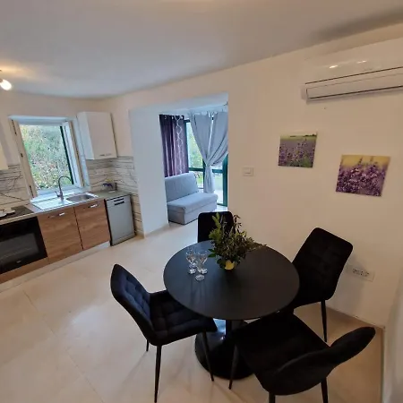 Lavanda Apartman 1 Cres Exterior photo